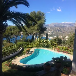 Bed & Breakfast Villaquinta, La Herradura (Granada)